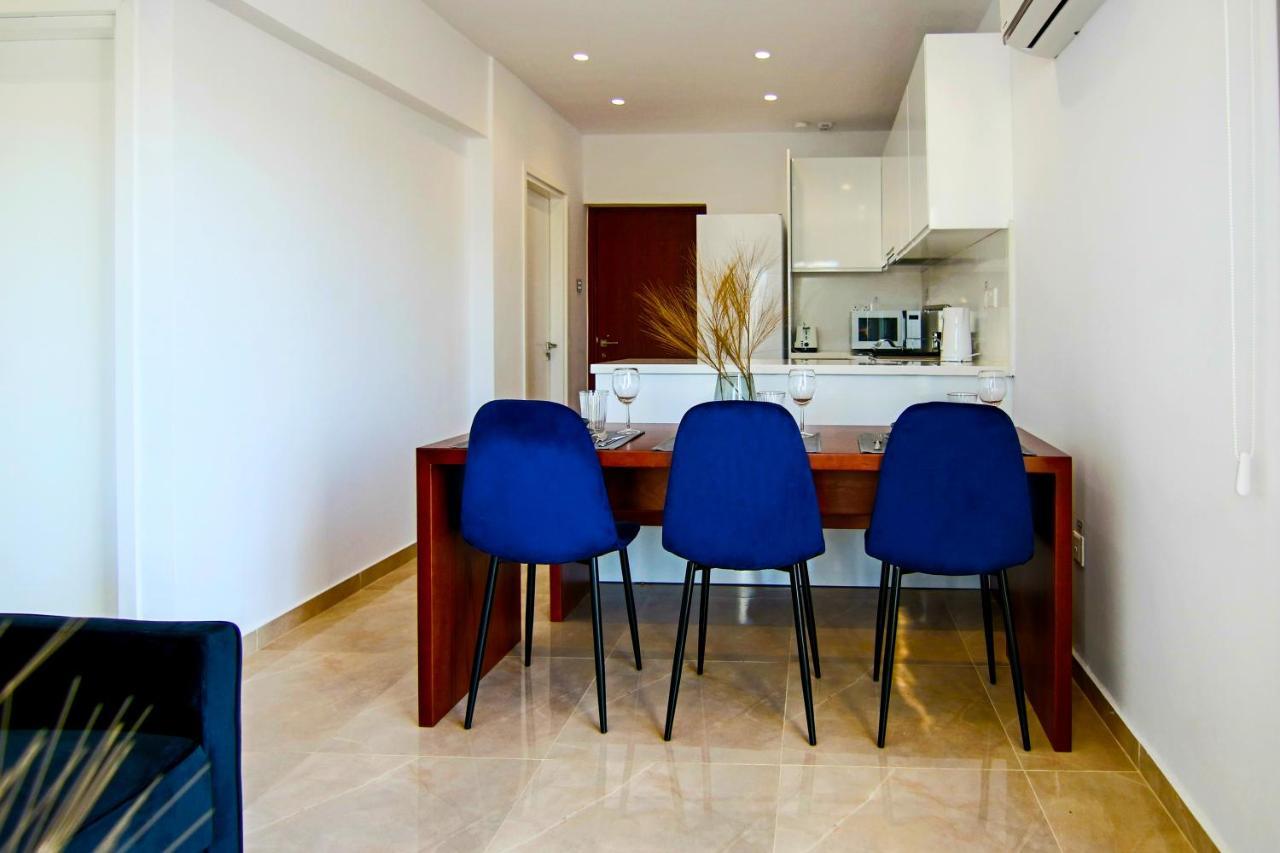 Phaedrus Living Seaside Residence Lighthouse 70 Paphos Bagian luar foto